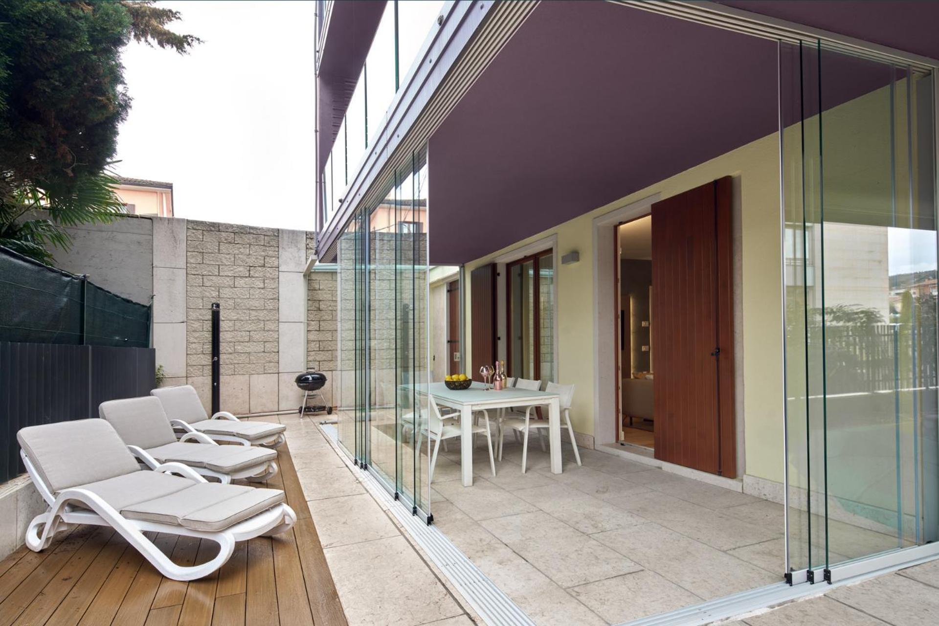 Wanderlust Hotel - Suite & Spa - Apartments & Villas - Bardolino, Lago Di Garda - Verona エクステリア 写真