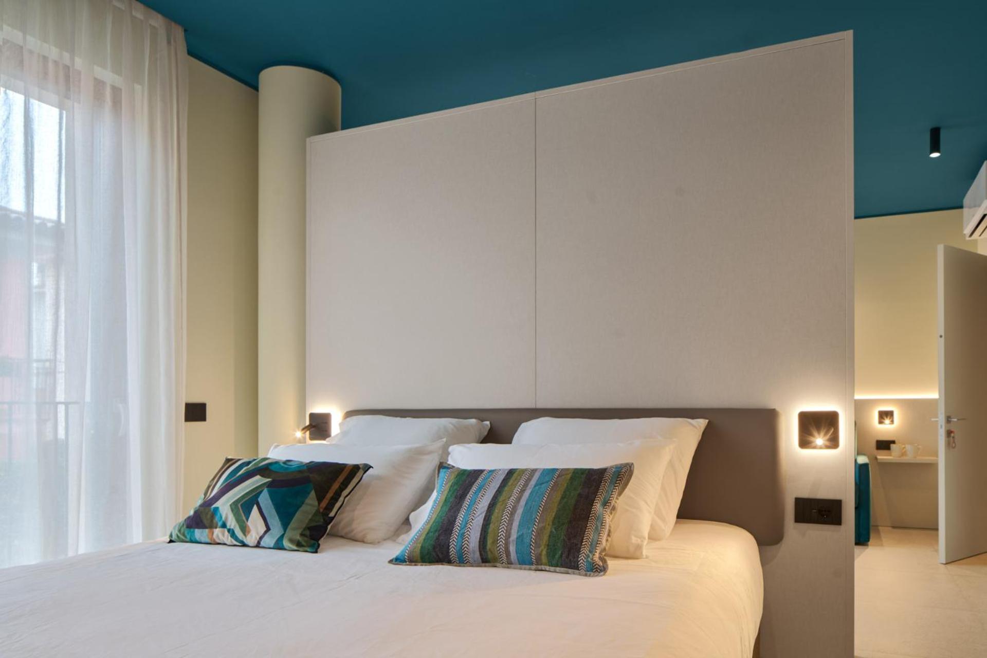 Wanderlust Hotel - Suite & Spa - Apartments & Villas - Bardolino, Lago Di Garda - Verona エクステリア 写真