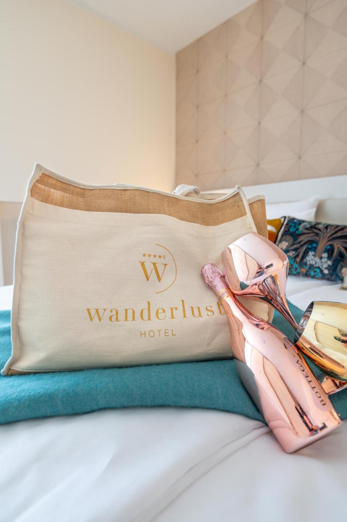 Wanderlust Hotel - Suite & Spa - Apartments & Villas - Bardolino, Lago Di Garda - Verona エクステリア 写真